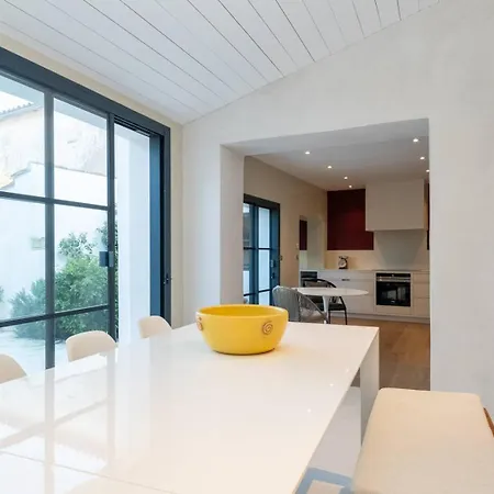 Βίλα Maison De Village Renovee Avec Piscine *