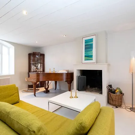 Maison De Village Renovee Avec Piscine *