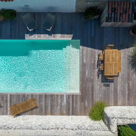 Βίλα Maison De Village Renovee Avec Piscine