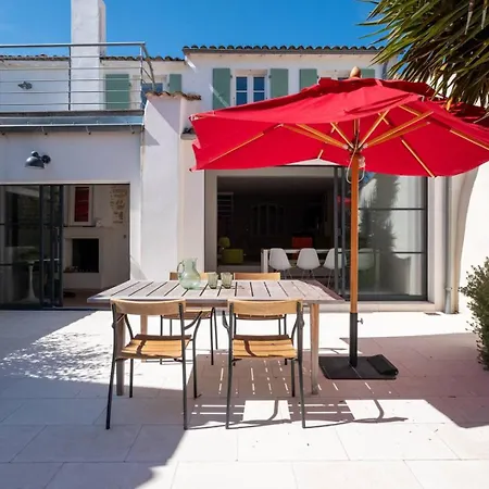 Villa Maison De Village Renovee Avec Piscine *